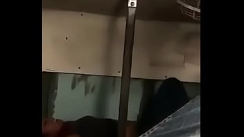 Kereta Api Mesum Pasangan Desi