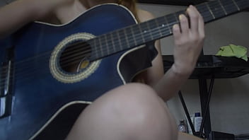 Gadis Musik Bayar Dengan Seks Demi Masuk Band, Dia Sangat Tergila-gila Pada Kontol Sampai Menelan Semua Dan Masih Minta Tambah