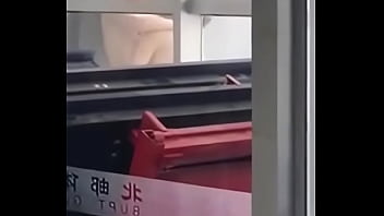 北邮体育馆激情门事件，深夜狂欢引爆全场