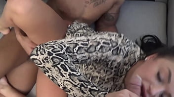 المساعدة الشقراء تتعامل مع القضيب الأسود – سكس – أفلام جنس مترجمة، أفلام سكس نيك مترجمة، سكس عربي