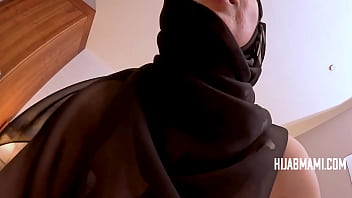 Debt Collector Ganas Hajar Janda Berhijab Bandel Sampai Nangis-nangis Nikmat – Aaliyah Yasin