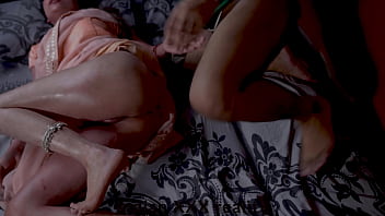 Garam Indian Stepmom Aur Uska Deewana Parivar Hindi Xxx