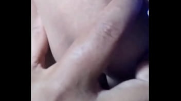 Lekuk Pusar Ranum Tante Desi Yang Menggoda