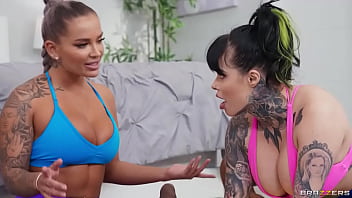 Klien-klienku Pengen Ngentot Mantan Istri Karen, Hayley Davies / Brazzers / Masukkan Kode Xvpromo Di Situs Resmi Buat Dapetin Diskon