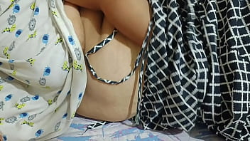 Istri Rumah Tangga Desi Nikmati Bercinta Yang Menggairahkan