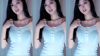 Em Gái Trung Quốc đang đợi Anh Tới đây Và Thổi Bùng Lửa Dục
