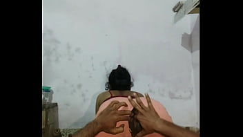 Bhabhi Berdress Pink Menggoda Ngeseks Dengan Kekasihnya, Video Panas Homemade Dari Desi Salma