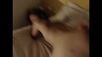 Kakak Tiriku Suka Sekali Menunggangi Kontol Besarku