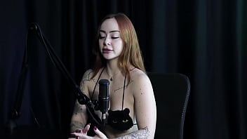Dulu Jadi Personal Trainer, Sekarang Jadi Bintang Porno. Keluarga Menghakimiku, Tapi Aku Bangga Jadi Wanita Seksi Yang Bebas Mengejar Nafsu.