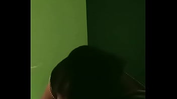 Tante Desi Yang Hot Mengisap Batangku Bagian 1