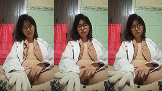 Gadis Sma Yuva Main Bdsm Dengan Seragam Sekolah, Gesekan Membara Hingga Itil Basah
