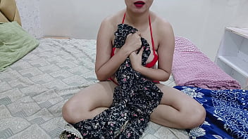 Kakak Tiriku Sendirian Di Kamar, Aku Ikut Masuk Dan Mengelus Vagina Di Malam Hari Saat Kakak Tiriku Ada