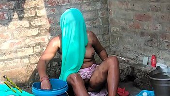 Video Mandi Seksi Radhika Desa India