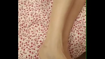 Ketika Pacarku Pergi, Aku Malah Menggoda Dan Bercinta Dengan Mamanya Yang Telanjang Bulat