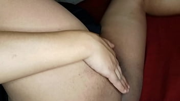 Adik Tiri Hindi Yang Menggairahkan, Menggoda Dengan Masturbasi Yang Menggoda