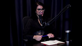 Dari Teman Didorong Rekam, Ibu Selalu Dukung, Pria Suka Rambut Merah, Ingin Lebih Banyak Seks Anal, Hingga Yang Terkenal Itu… – Carla Santos (tonton Di: Sheer/red)