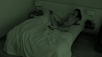 Istri Selingkuh Mengocok Memek Sambil Nonton Bokep Di Samping Suami. Hampir Ketahuan!!