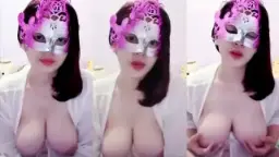 Sosok Sari Dengan Payudara Besar Mulus Yang Menggoda Dan Bikin Gemas