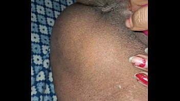 Alisha Bhabhi India Yang Menggoda, Menggeliat Dalam Kenikmatan Masturbasi Yang Membara