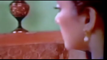 Bidadari India Yang Menggoda