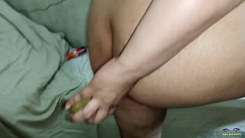 Timba Kenikmatan Ganda: Penelitian Terperinci Tentang Penggunaan Mentimun Dan Dildo Untuk Double Penetrasi Di Dubur Dan Memek Istri Bbw Seksi India Dengan Audio Hindi Jelas