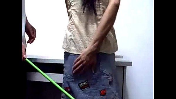 Hukuman Pantat Panas Untuk Gadis Tionghoa
