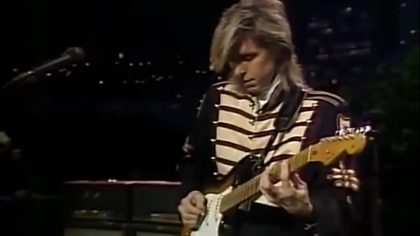 Eric Johnson Mengguncang Austin Dengan Gitar Panas Di Tahun 1988