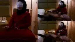 Hijab Nakal Mengoceh Basah Di Kamar Hotel – Suckmypussybby