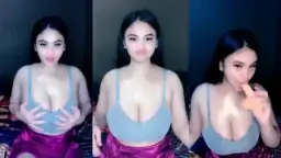 Kylie Basah Basahan Payudara Montoknya