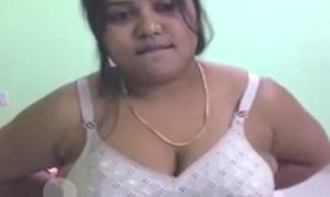 Tarian Erotis Gadis India Di Kamar