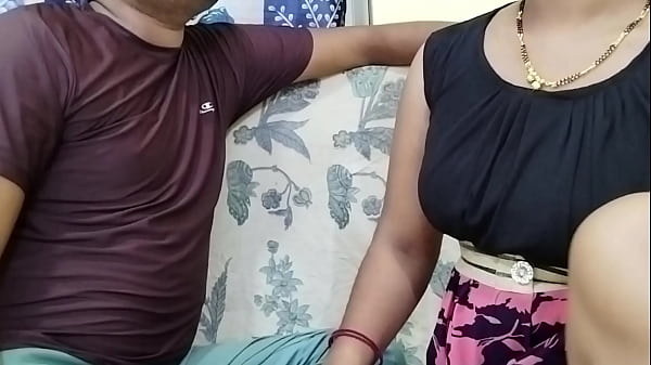 Jija Aur Saali Ka Garam Maza, Hindi Mein Behad Khula Asli Chudai Ka Video