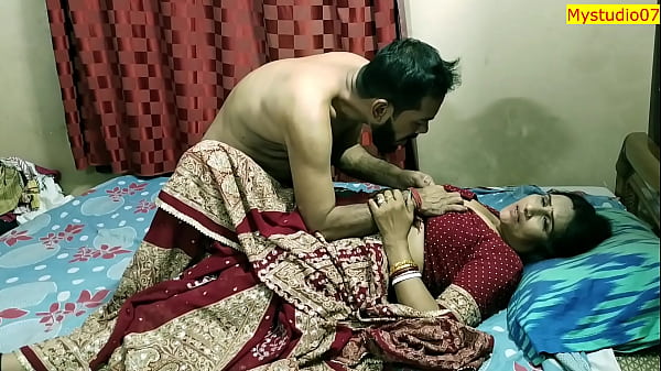Bhabhi India Panas Menggoda Ngesex Dengan Teman Dekat Suami! Suara Desahan Seru Dalam Bahasa Hindi.
