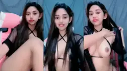 Montok Payudara Besar Tembus Pandang