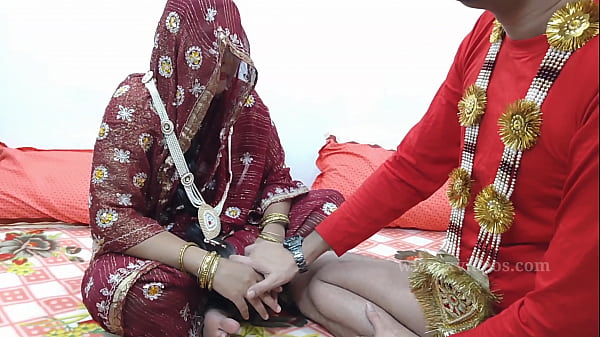 Perawan Malam Pertama, Suami Garuk Memek Istri Sampai Erang Dalam Audio Panas Hindi