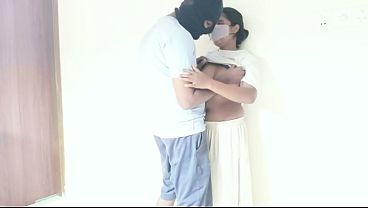 Adik Tiriku Yang Panas Pengen Rasakan Kontol Gede Nembus Memeknya Yang Sempit