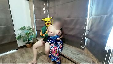 Nona Thai Bergairah Di Sarong – Petualangan Liar Di Taman Tersembunyi