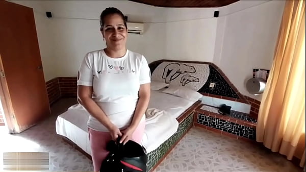 Gila, Gue Ngewe Nyokap Pacar Di Seluruh Kota Gara-gara Cewek Gue Ngilangin Gue Saat Kencan – Parte 1 – Porno En Español