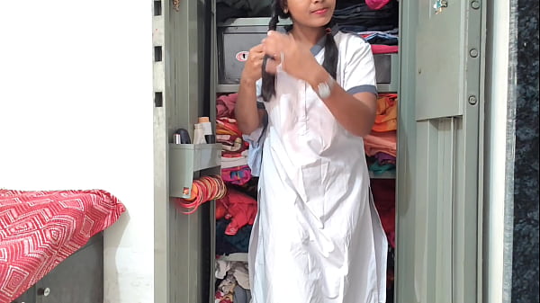 Pasangan India Paling Hot Bikin Ranjang Bergetar Dengan Suara Seru Dalam Bahasa Hindi