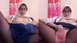Bocil Hijab Smp Lagi Colmek Panas Abis, 2023.