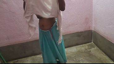 Desi Cewek Super Seksi Baru Jilat Kontol Kuda Panjang.