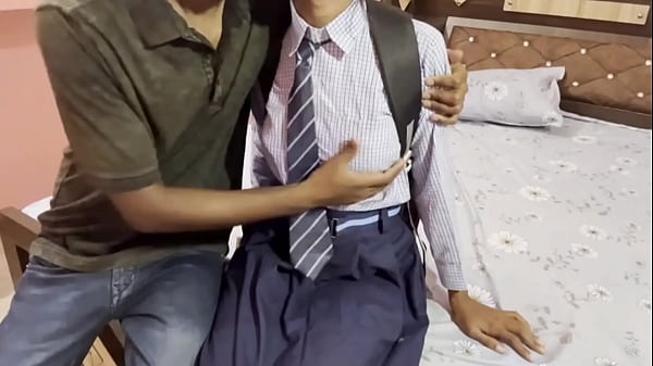 Desi Cewek Kuliah Digebukin Keras Sama Pacarnya, Suara Desah Hindi Bikin Makin Panas