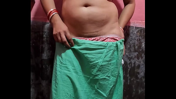Istri Desi Mencukur Bulu Kemaluannya