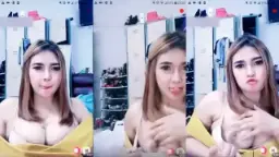 Bella Sugarlive Pamer Puting Sampai Basah