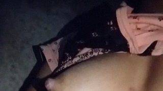 Chanchal Bhabhi Telanjang Sendirian (tanpa Muka)