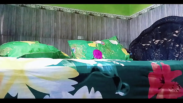Ngentot Memek Amatir Asia Asli, Crot Di Kain Tipis