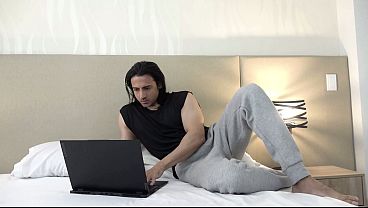 Tetangga Hindu-ku Tergila-gila Sama Pantat Latin Colombia-ku Dan Ngentot Aku Pake Kontol Besarnya Sampe Crot Di Dalem!