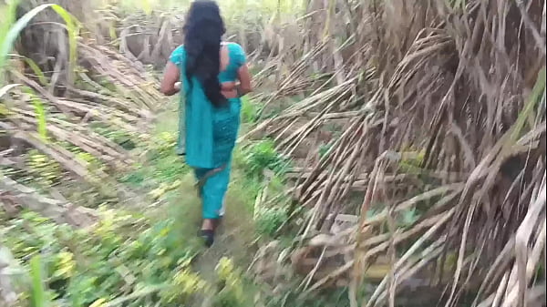 Panasnya Tebu Kebun, Istri Teman Digebukin Habis-habisan, Makin Liar Sambil Basah Kuyup.