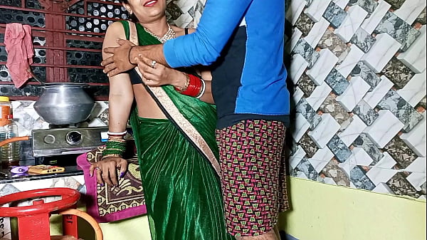 Bhabhiji Ki Gand Mar Li Kitchen Mein, Jab Ghar Mein Koi Nahi Tha! Asli Hindi Aawaz Mein.