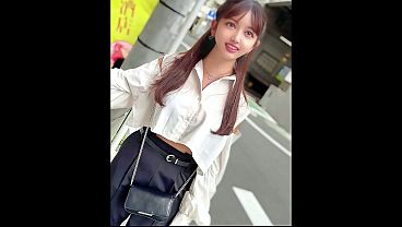 Goyangin Majalah, Setengah Filipina Setengah Jepang Umur 18, Siap Bikin Lo Ngiler.