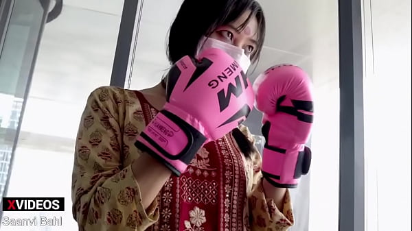 Desi Cewek Petarung Ufc Pukul Lawan Kayak Bintang Bokep, Bikin Basah.